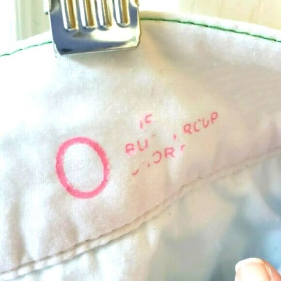 Lilly Pulitzer The Buttercup 4.5" Seersucker Scalloped Shorts Size 0 - Picture 2 of 4